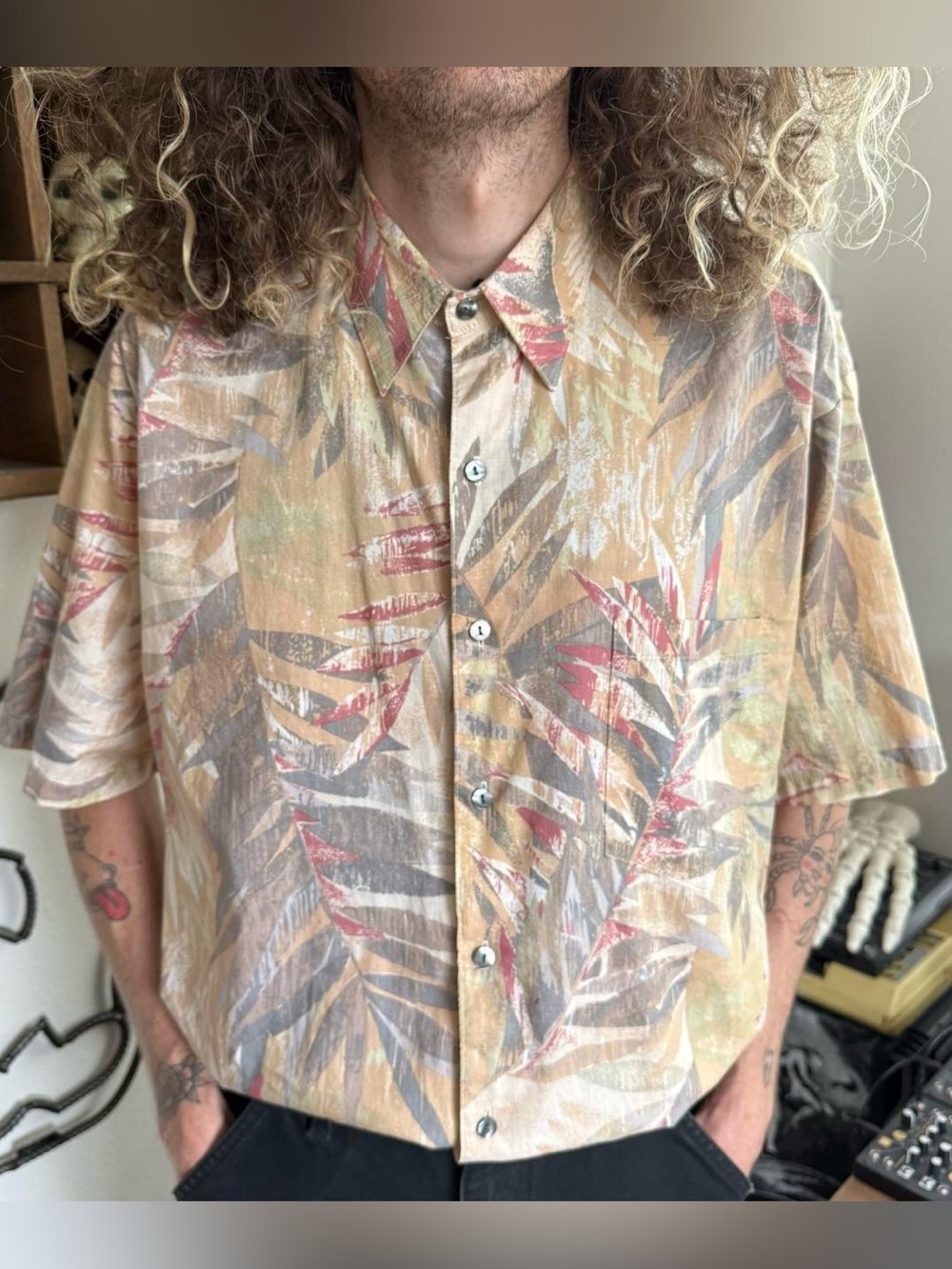 Vintage 80s 90s Abstract Tropical Leaves S/S Button Down Shirt ~ Size Large